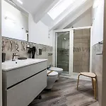 Acqua Leggia 4*