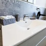 Acqua Leggia Bed & Breakfast 4*
